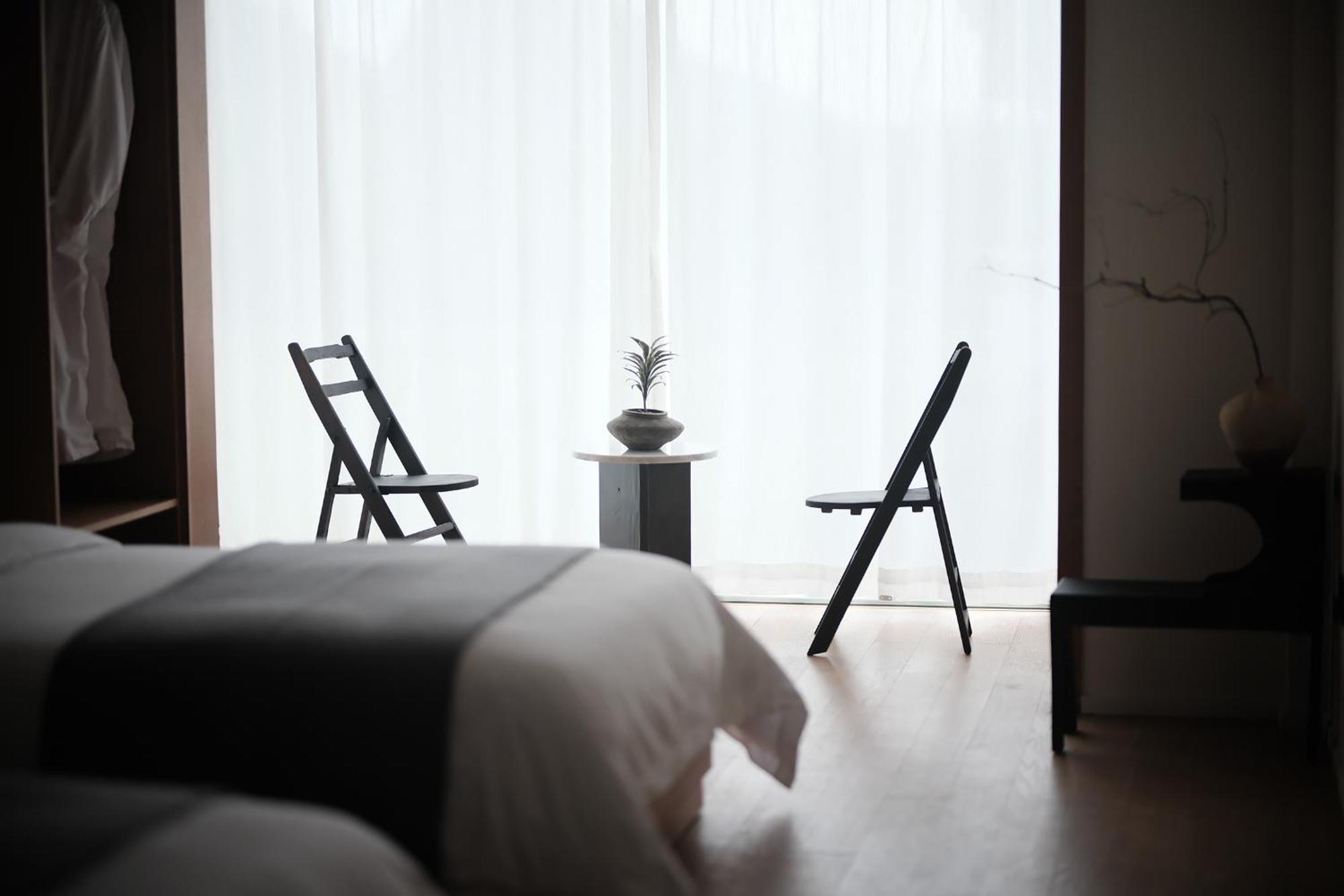 Guilin Bonjour Boutique Hotel- Free Pick Up Service Over 3 Nights الغرفة الصورة