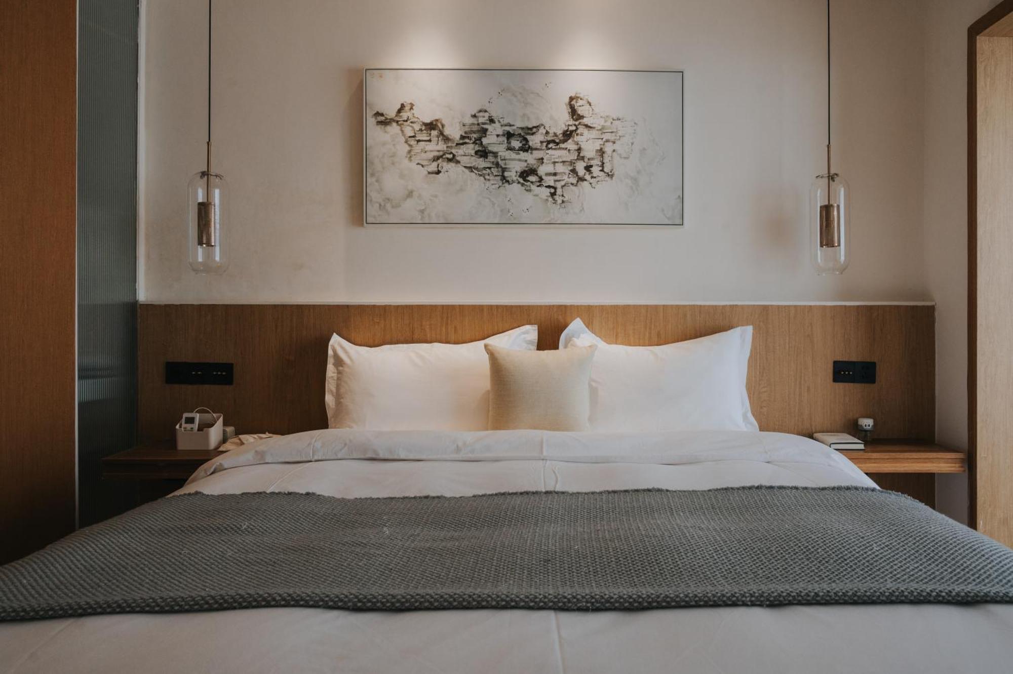 Guilin Bonjour Boutique Hotel- Free Pick Up Service Over 3 Nights المظهر الخارجي الصورة